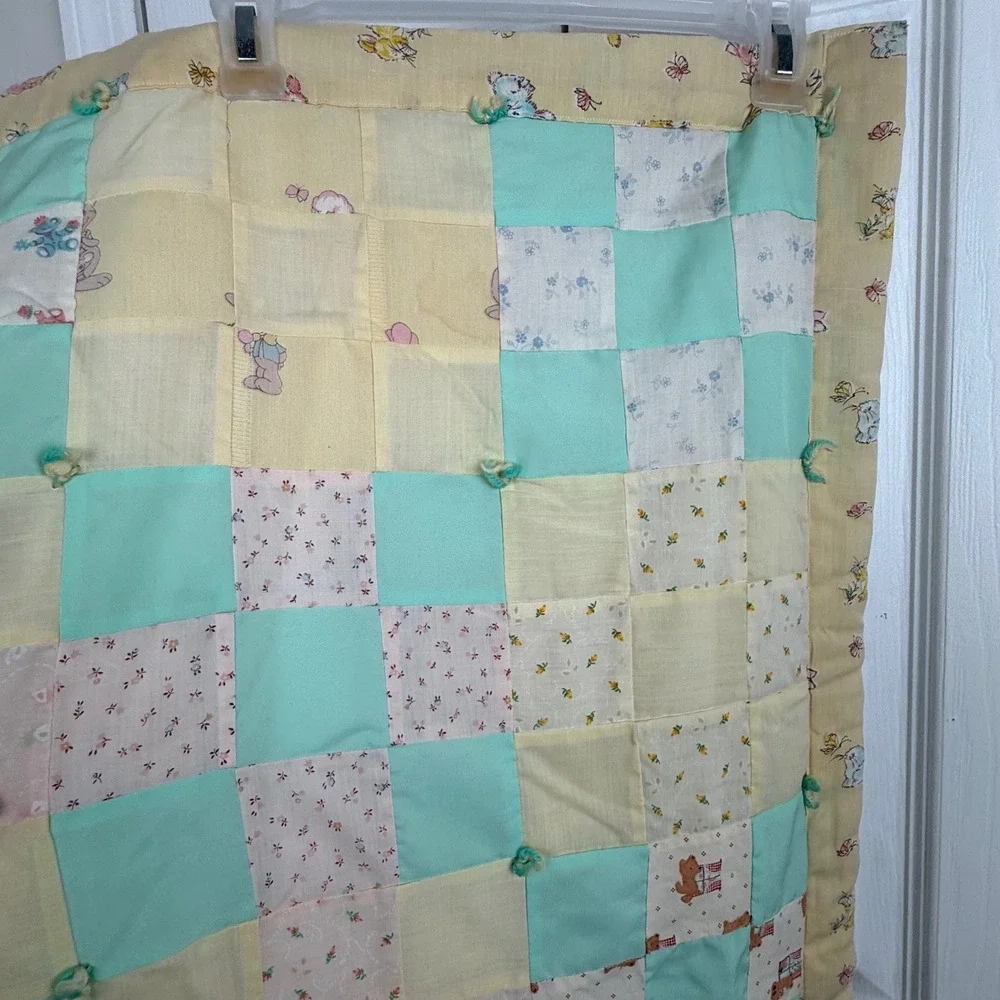 Vintage Handmade Patchwork Baby Quilt Pastel Teddy‎ Bear Bunny Blanket 38x53